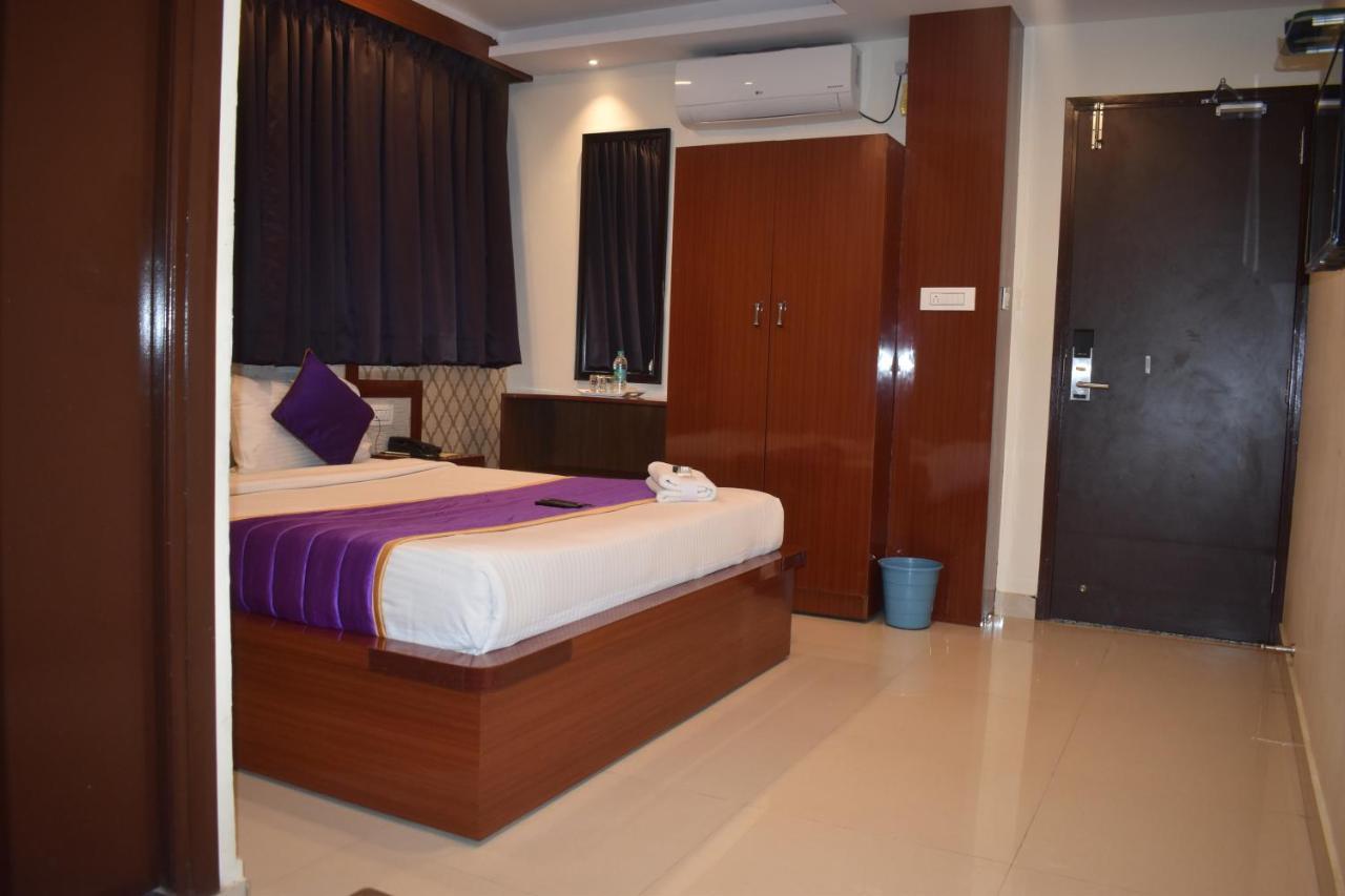 Hotel Ur Comforts Jayanagar Bangalore Exterior photo