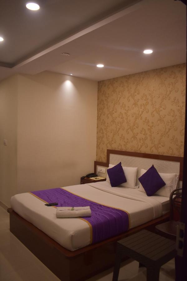 Hotel Ur Comforts Jayanagar Bangalore Exterior photo